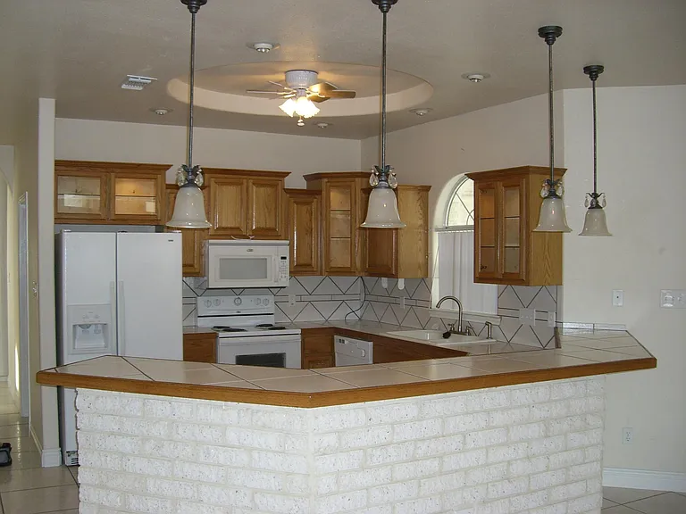 306 Mountain View Dr — Photo 5