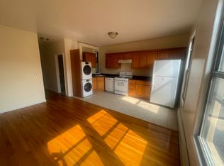 214-04 42nd Ave #2, Bayside, NY 11361