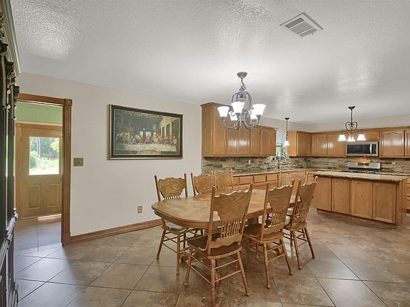5th image of 191 Jordan Ln
