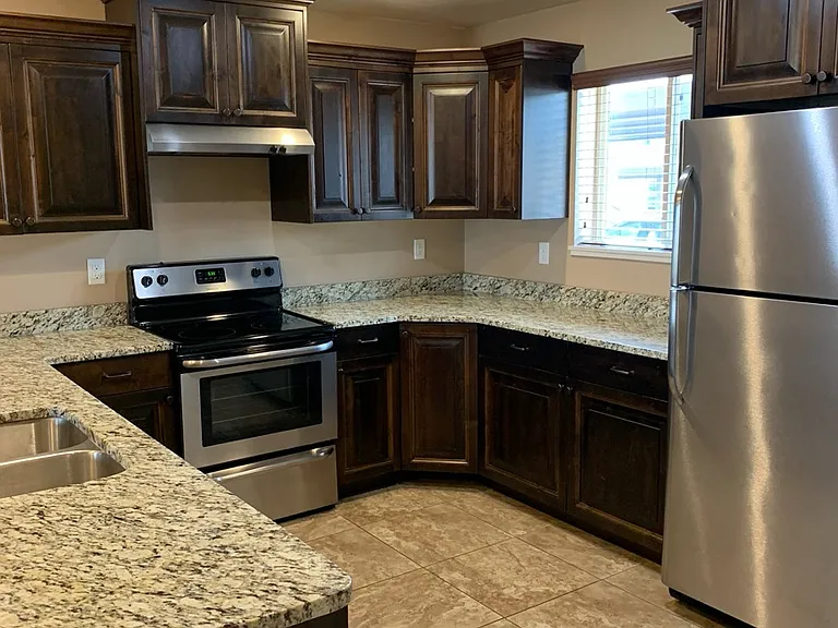 551 W 1400 N #101 — Photo 12