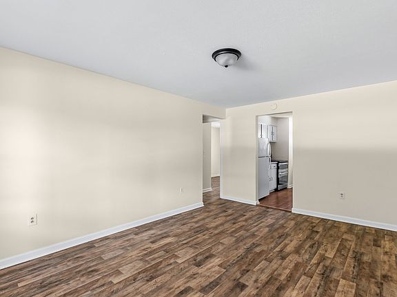 5th image of 1707 Valley Forge Way Unit 2