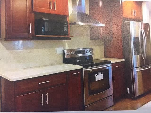 2nd image of 1708 Mendenhall Dr #1