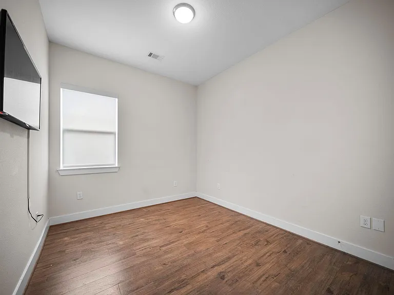 5415 Margarita St — Photo 13