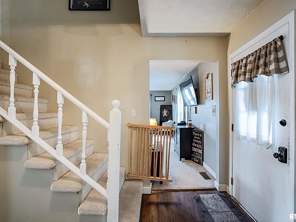 3rd image of 6278 Market Rd