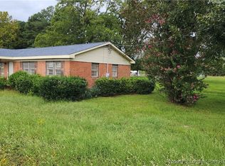 3562 Camden Rd, Fayetteville, NC 28306