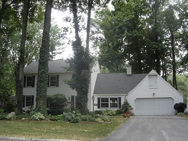 1st image of 401 Brentwood Ct