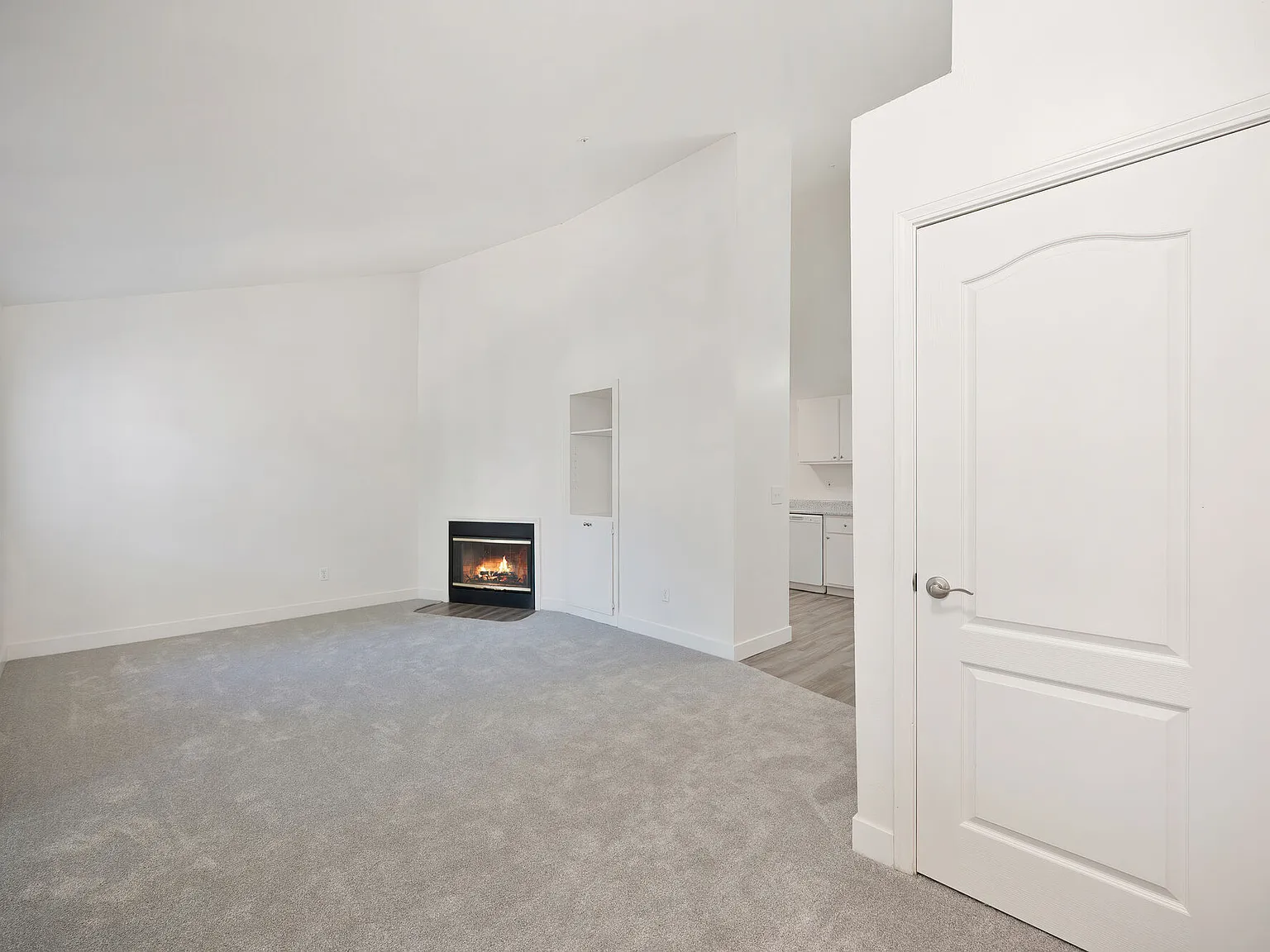 Kent Place — Photo 2