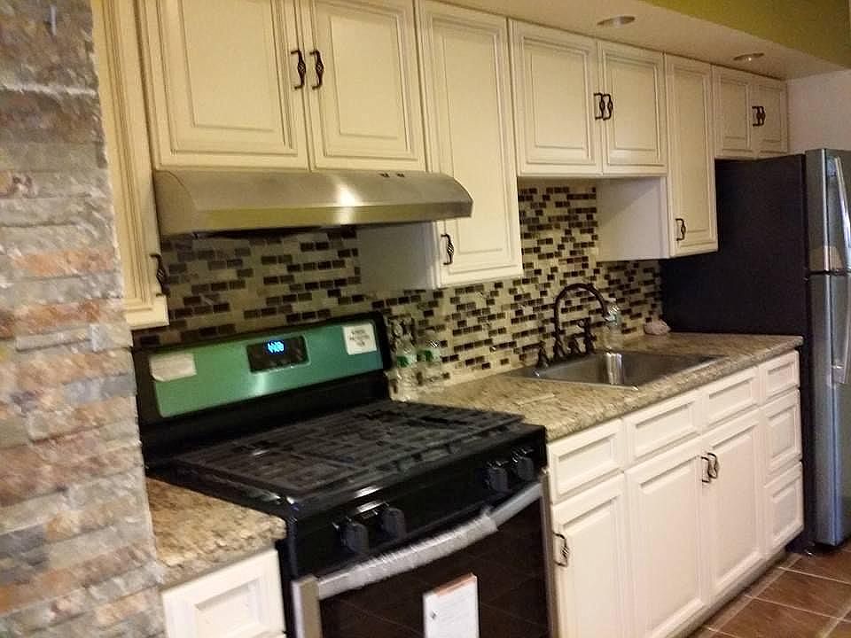 1st image of 74 Windom Ave