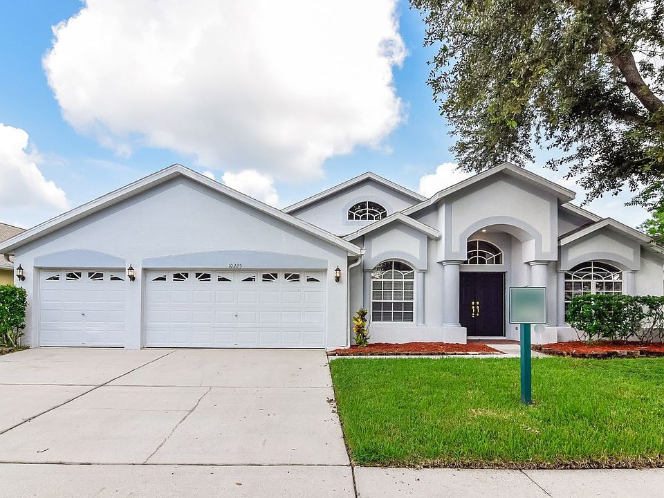 1st image of 10225 Meadow Crossing Dr