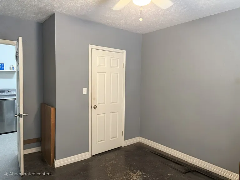4317 Douglas Ave — Photo 15
