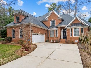 1001 Rivermead Ln, Wake Forest, NC 27587