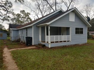 300 N Johnson St, Geneva, AL 36340