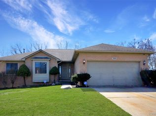 7600 Village Dr, Washington, MI