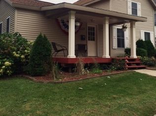 227 8th Ave, Baraboo, WI 53913