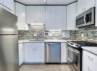 5500 Friendship Blvd APT 1917N, Chevy Chase, MD 20815