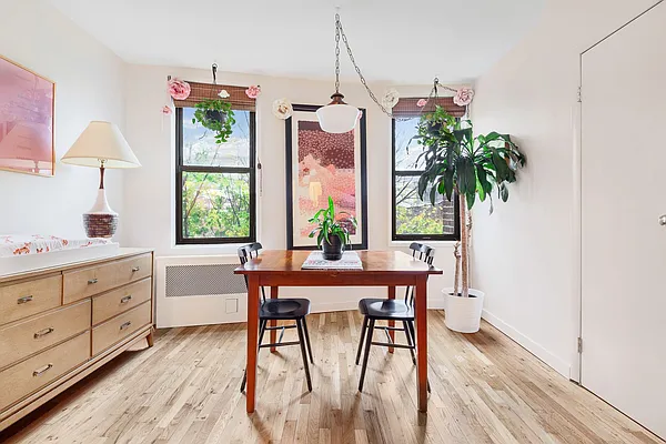 Sold by Compass | media 2