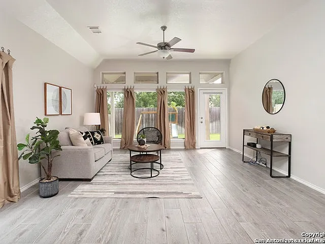 708 Arroyo Dorado — Photo 8