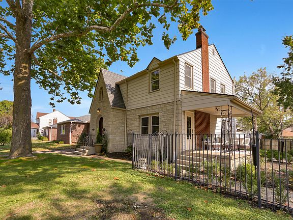 4th image of 1224 Virginia Ave