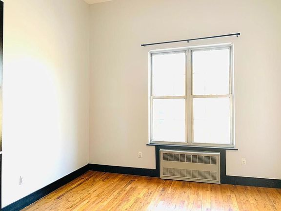 2nd image of 198 Scholes St #3RR