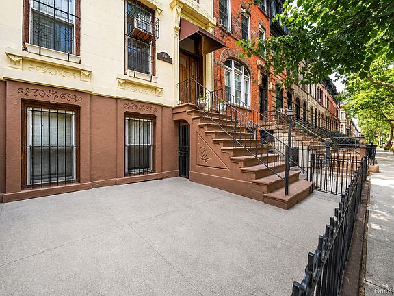 2nd image of 571 Macon Street