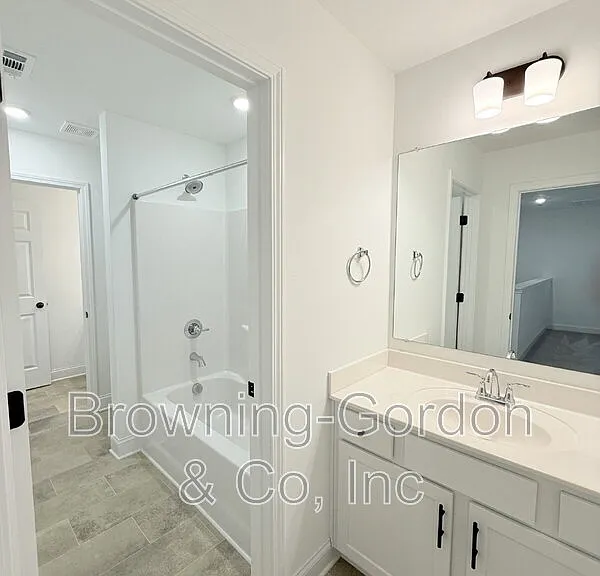 312 Traywick Pl — Photo 18
