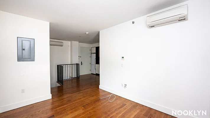 Rented by Nooklyn NYC LLC | media 4