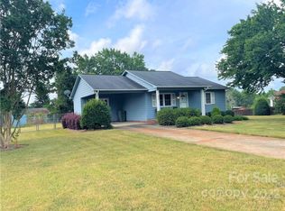 498 Whiteside Rd, Rutherfordton, NC 28139