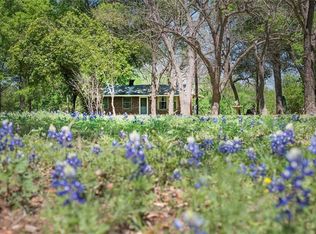 136 River Front Dr, Cedar Creek, TX 78612