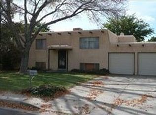 1809 Nakomis Ct NE, Albuquerque, NM 87112