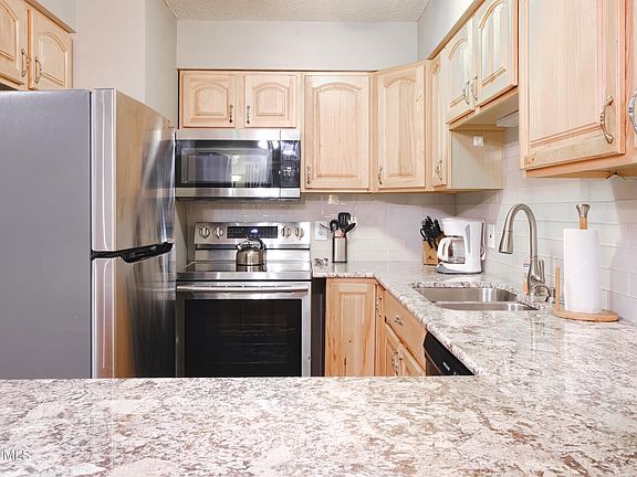 4th image of 301 Lions Gate Drive #112