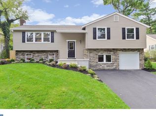 247 Belaire Dr, Mount Laurel, NJ 08054