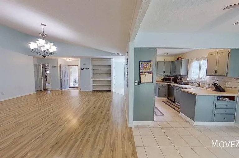 9338 Aylesbury Ln — Photo 7