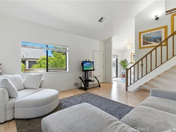 39239 Walnut Ter, Fremont, CA 94536