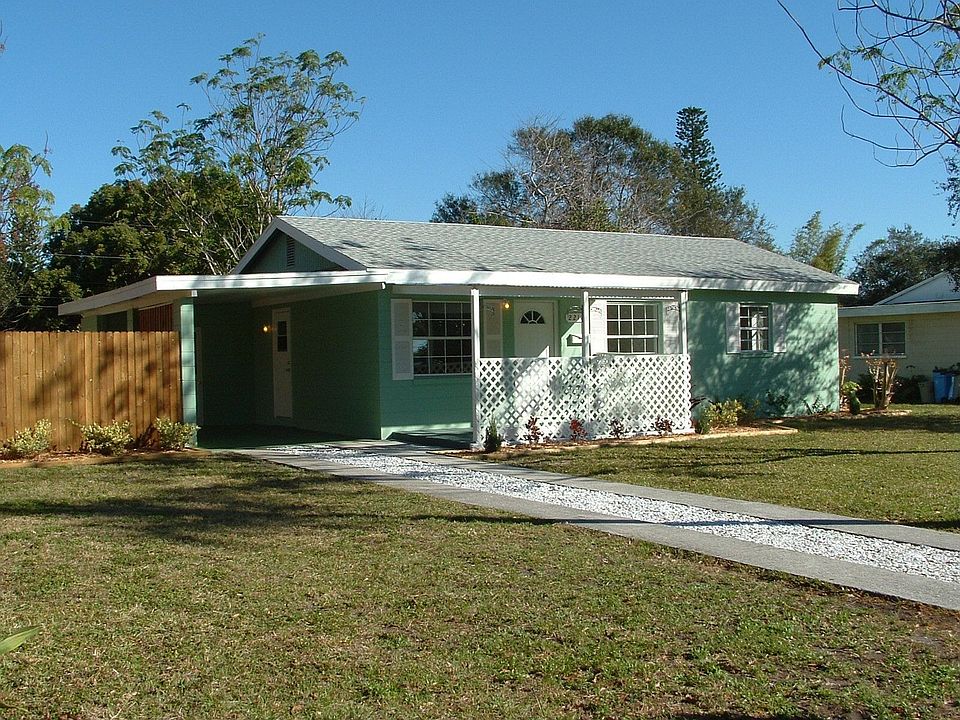 1st image of 2210 23rd Ave W