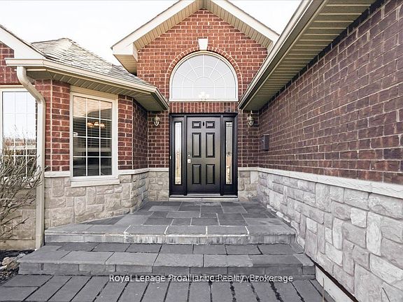 5th image of 108 Parkview Hts