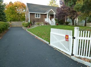 87 Ramapoo Rd, Ridgefield, CT 06877