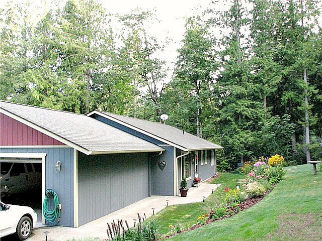 1st image of 21 E Honeybee Ln