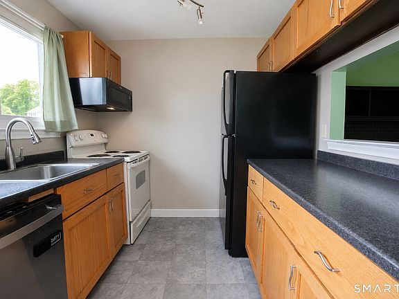 4th image of 16 Seymour Road #4E