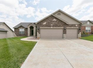 226 Lonepine Dr, Wentzville, MO 63385