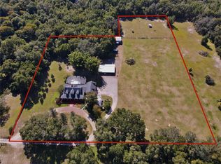 679 Green Turtle Ct, Geneva, FL 32732