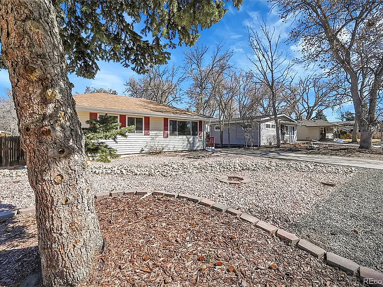 5635 Nebraska Way — Photo 3