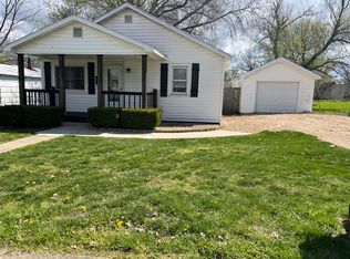 412 Morris Ave, Mountain Grove, MO 65711