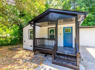 3658 Bunker Hill Dr SW, Atlanta, GA 30331