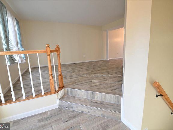 2nd image of 108 Barrows Ct