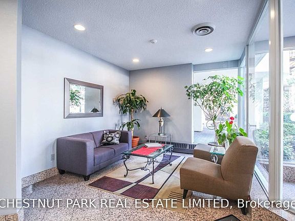3rd image of 25 Maitland St #1007