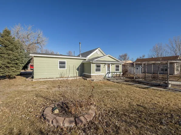 24 Pine St, Wasta, SD 57791
