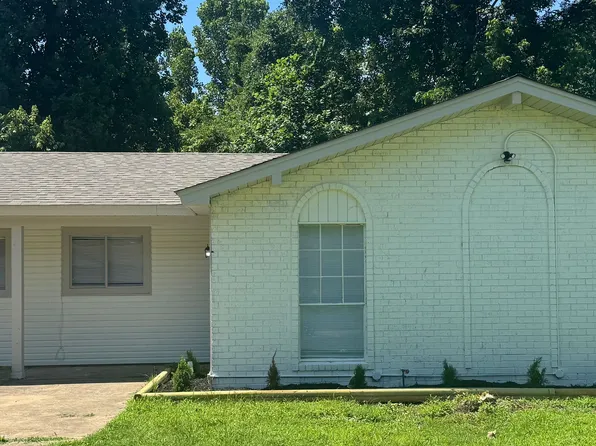 817 Broken Oak Cv, Memphis, TN 38127