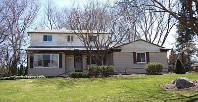 1st image of 35575 Forestville St
