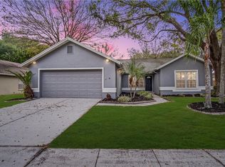 5904 Erhardt Dr, Riverview, FL 33578