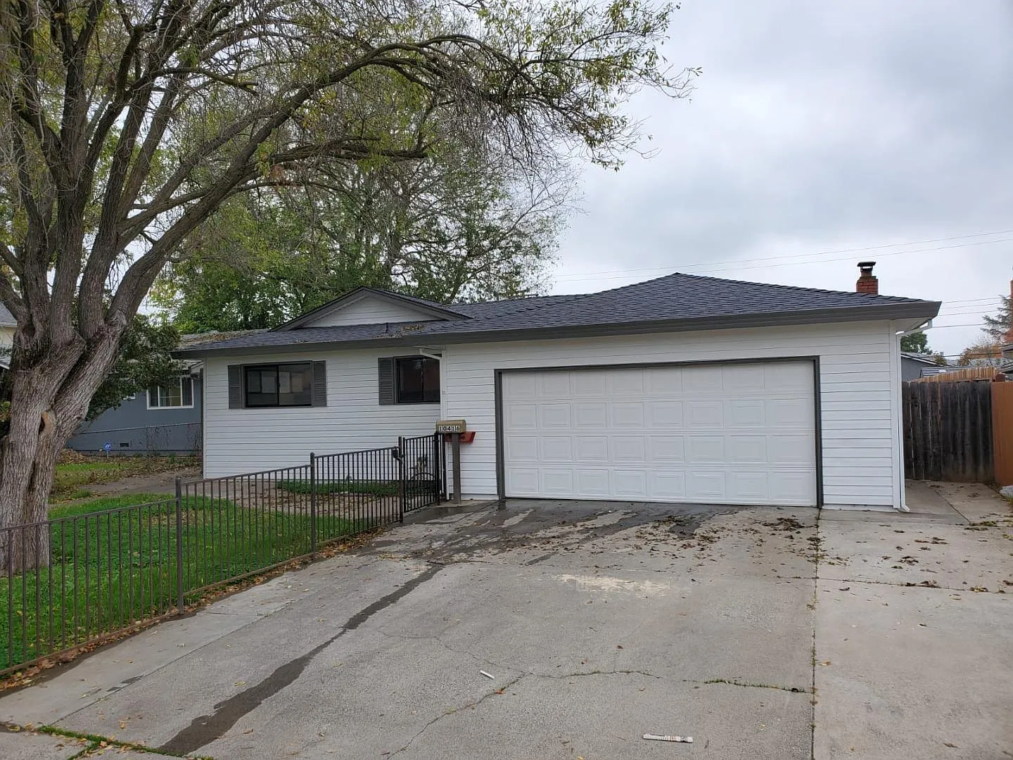 10416 White Rock Rd photo 1